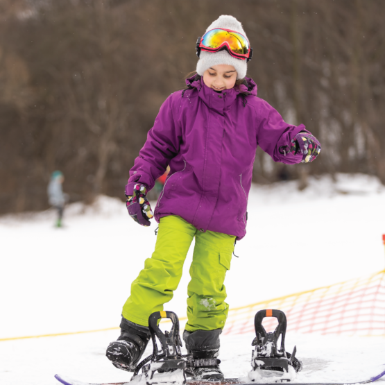 childrens snowboard and bindings
